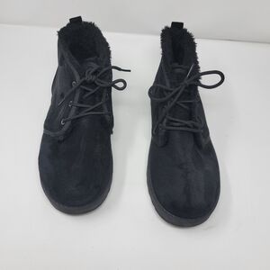 Woman's 11 SO® Emmaa Women's Faux-Fur Chukka Boots from Kohl's in great shape